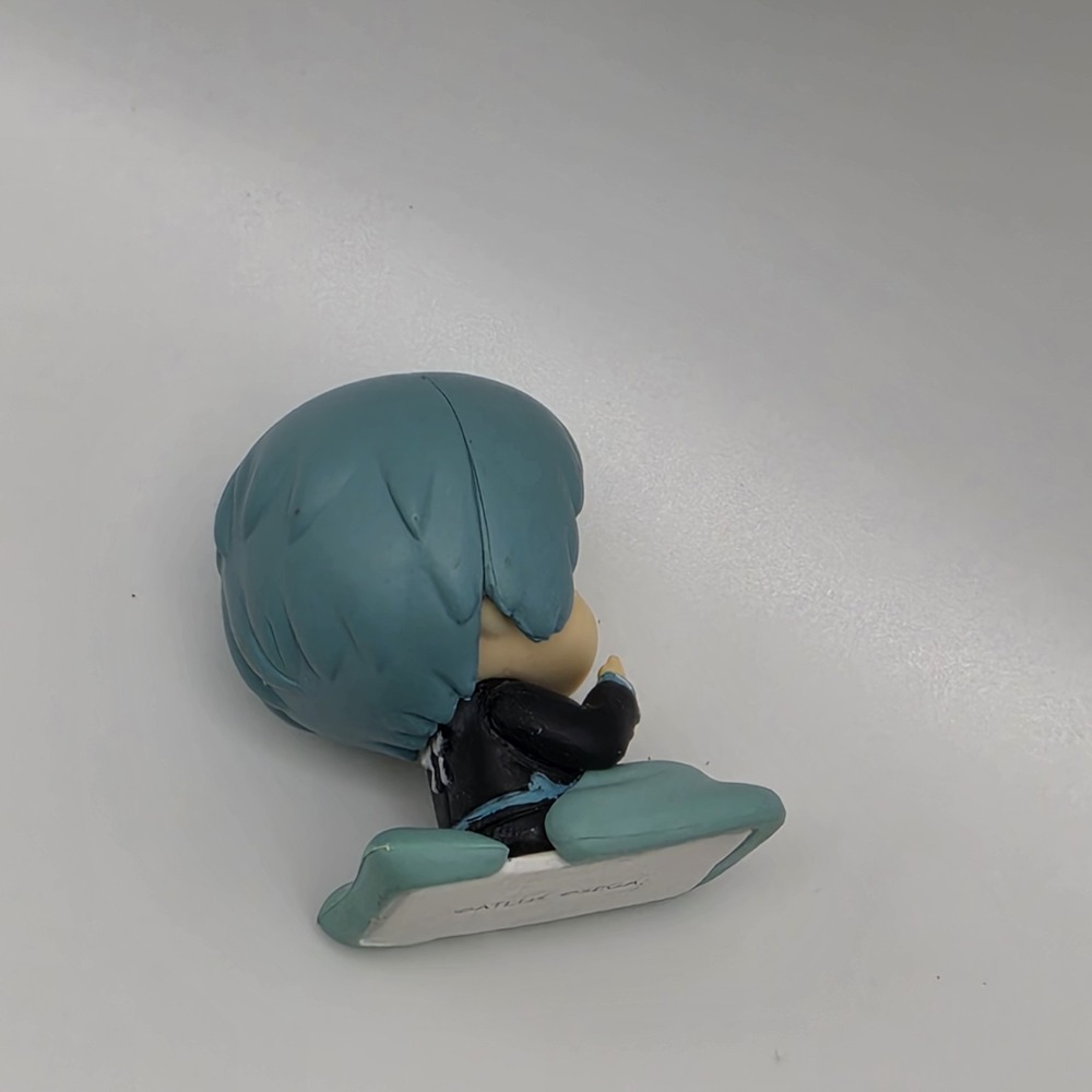 Fuuka Yamagishi Onemutan Capsule Figure Persona 3 Reload Topper Figurine Toy 2" - Picture 5 of 7